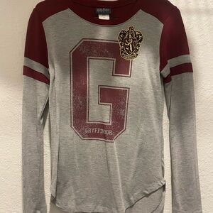 Warner Bros. Harry Potter Maroon and Gray Shirt